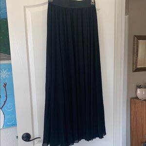 Black Pleated A-Line Maxi Skirt for Work